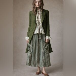 “Wearable art” skirt